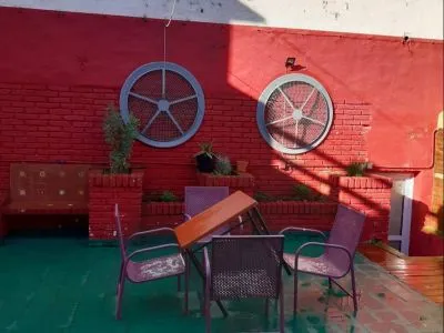 Albergues/Hostels Las Magnolias Hostel