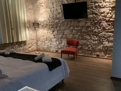 Apartments Tower Rock Superior