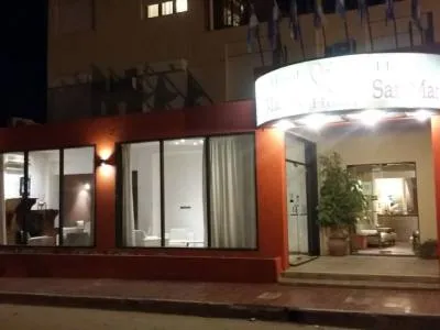 Hotels Hotel San Martín
