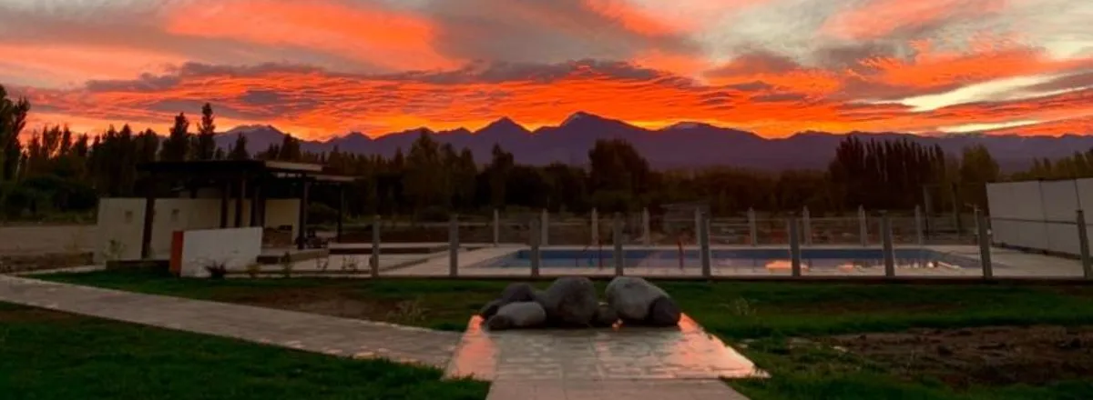 Apart Hoteles Acrux Barreal