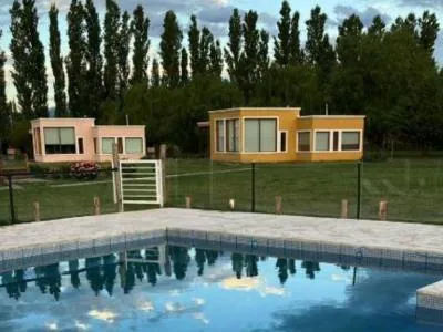 Complejo Rio los Patos  Cabañas  en  Calingasta