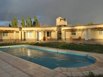 Mirador a los Andes Cabañas  en  Calingasta