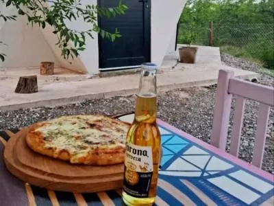 Pizza Shops Igloo Reartes Pizzeria