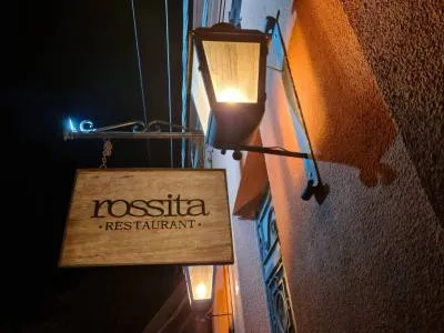 Rossita Restaurant Restaurantes  en  San Antonio de Areco