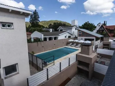 Wingfield Cabañas Resort Cabañas  en  La Falda