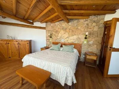 3-star Hostelries Lodge Copahue Expeditions