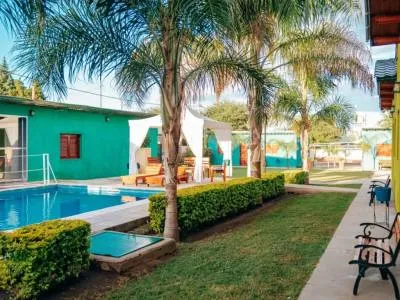 Puertas del Sol Cabins Cabins  in  La Rioja