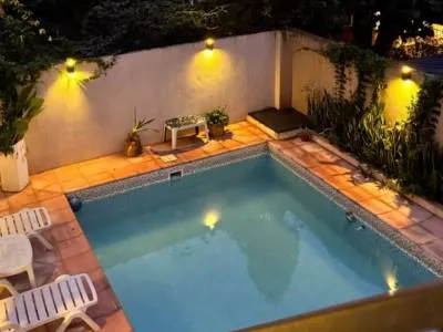 Colibri Hostel Apart Albergues/Hostels  en  Puerto Iguazú