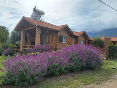 Cabañas Dulces Sueños Cabañas  en  Carpintería