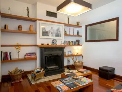 Hoteles Hotel Roble Blanco