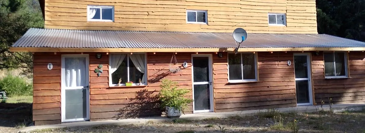 Cabins Manos de El Bolsón cabins and vineyard