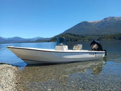 Paseos Lacustres Caleufu Alquiler de Lanchas y Paseos