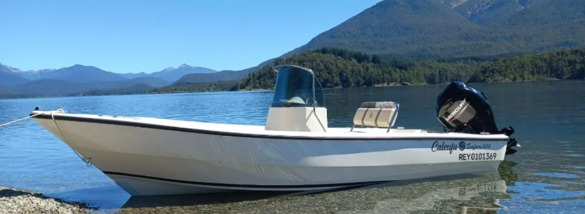 Paseos Lacustres Caleufu Alquiler de Lanchas y Paseos