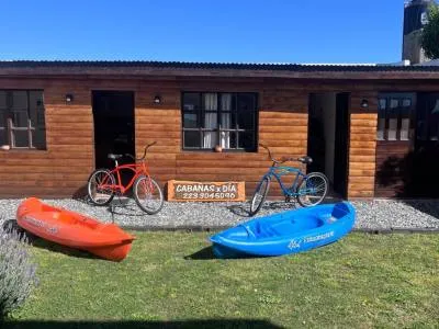 Hangar 15 Cabins  in  Santa Clara del Mar