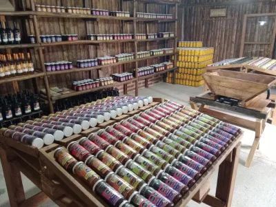 La Casita de la Abueli Bodegas  en  Maipú