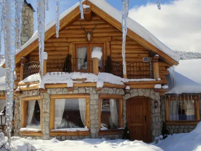 Cabañas Las Baitas Lodging at Mount Catedral  in  Bariloche