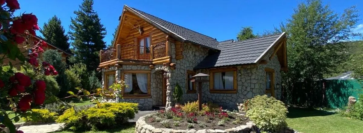 Lodging at Mount Catedral Cabañas Las Baitas