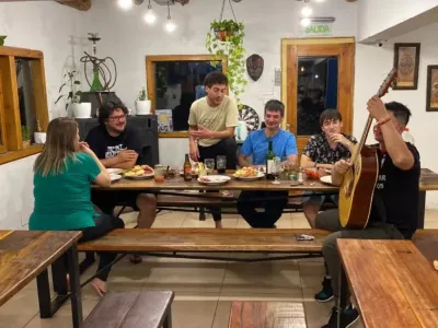 Albergues/Hostels Maneco Hostel