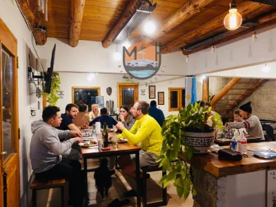 Albergues/Hostels Maneco Hostel