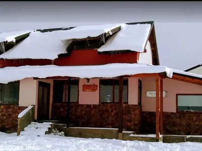 Hosterías Rosaleda Bed and Breakfast