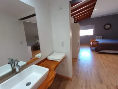 Hosterías Rosaleda Bed and Breakfast