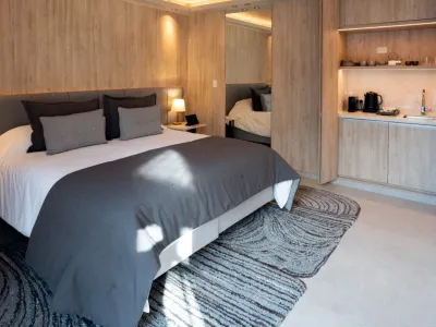 EH Boutique Experience