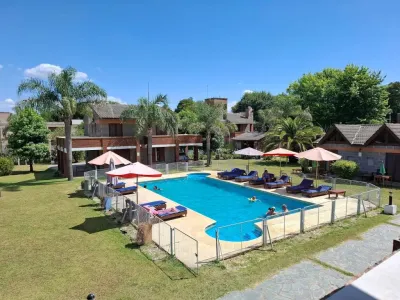 Mediterráneo Cabañas & Spa