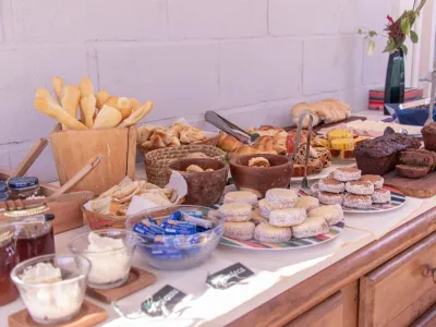 Apart Hoteles Las Albahacas Cabañas y Apart