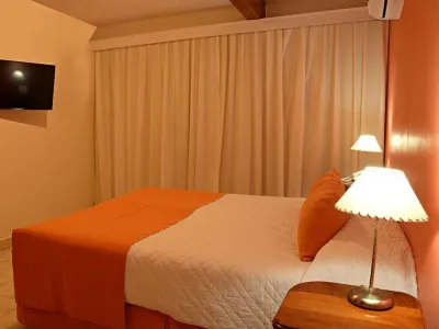 Hoteles Hotel Intersur Independencia