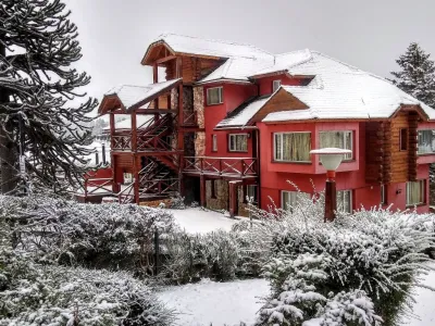 Aparts y Bungalows Solar de las Araucarias 2-star Cabins  in  Bariloche