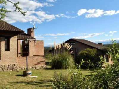 Cabañas Sombra de Liebre Casas de Campo