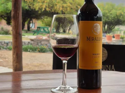 Bodegas Bodega Miraluna