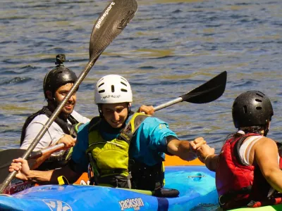 Rafting/Flotadas  Kayakeando Aluminé