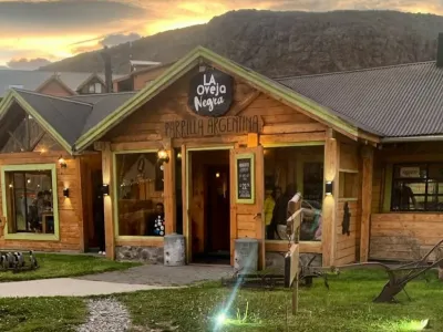La Oveja Negra Parrilla  Restaurants  in  El Chaltén