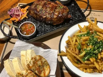 Restaurants La Oveja Negra Parrilla 