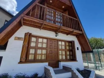 Casa Alpina las Lavandas Temporary rental  in  Esquel