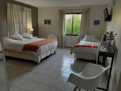 Hostelries Andina Inn