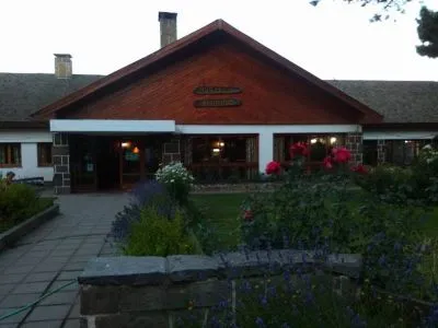 Aluminé Hostelries  in  Aluminé