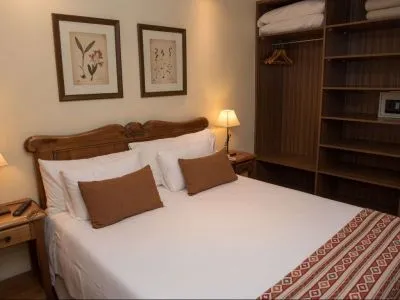 3-star Apart Hotels Hostal Del Bosque