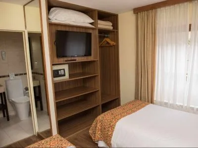3-star Apart Hotels Hostal Del Bosque