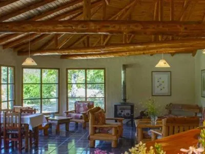 Hostelries Las Pataguas - El Hoyo