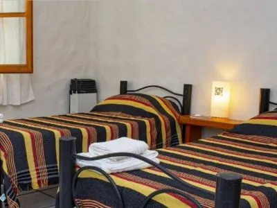 Hostelries Las Pataguas - El Hoyo