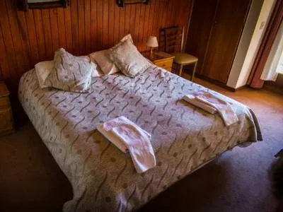 Hostelries Estancia Paso Flores