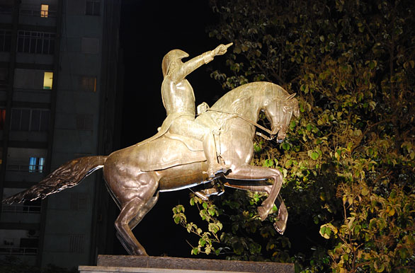 Monumento a José de San Martín