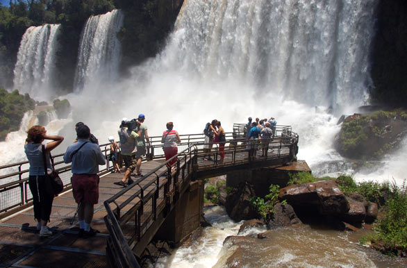 Refreshing Iguazú Falls