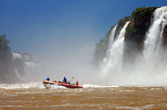 En las brumas del Iguazú