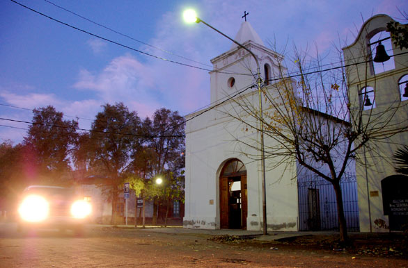Iglesia Nuestra Sra.del Carmen, Villa 25 de Mayo