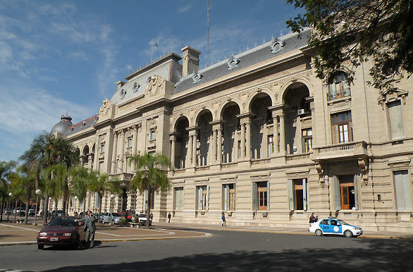 Rica arquitectura Santafecina, Casa de Gobierno
