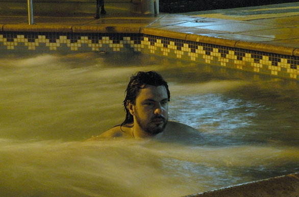 De noche y de día, Hot springs and spa in Argentina