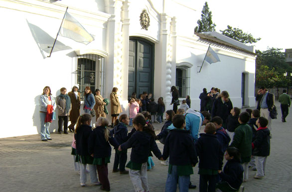 Visita a la Casa de Tucumán